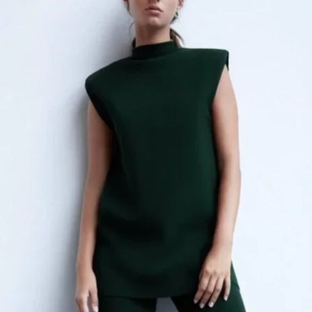 Zara Green Sleeveless Knit Shoulder Pad Top(Size Small)